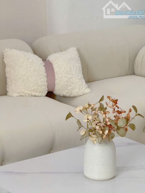 NHÀ ĐẸP KIỆT RỘNG DƯƠNG ĐÌNH NGHỆ - CÁCH MẶT TIỀN CHỈ VÀI BƯỚC CHÂN - 9