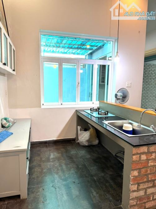 Cho thuê nhà 3 lầu Đào Tông Nguyên, Nhà Bè, DT 8 x12,5m. Giá 15 triệu/ tháng - 9