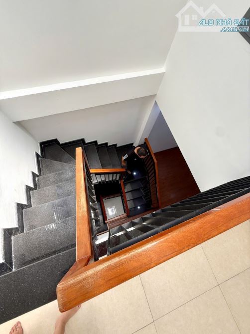 chủ cần bán nhanh căn nhà 3 tầng đường hoàng diệu - 9
