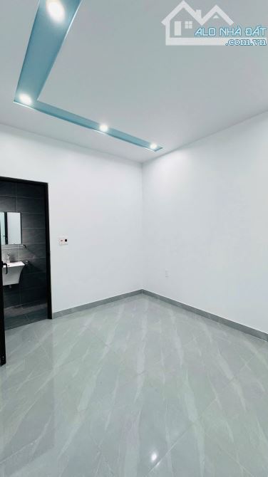 ❌ Độc lập, oto đỗ cửa, tại Bạch Mai,Hồng Thái,   ngay sau UBND Xã Bạch Mai ✔️ DT 50m2* 3 t - 9