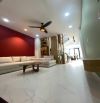 BÁN NHÀ CẠNH ỦY BAN QUẬN BÌNH TÂN NGAY TÊN LỬA- NHÀ 3 TẦNG FULL NỘI THẤT- XE HƠI NGỦ TRONG