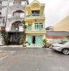 PHAN VĂN TRỊ, BÌNH THẠNH - ĐƯỜNG 8m XE TẢI TRÁNH NHAU - CHÍNH CHỦ XÂY DỰNG KIÊN CỐ - TIỆN