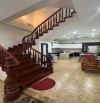 NGUYỄN VĂN CỪ - NHÀ DÂN XÂY - 40M 4T MT 4M - NGÕ RỘNG 2.5M - GẦN Ô TÔ - TẶNG NỘI THẤT