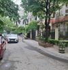 Bán biệt thự KĐT mới Cầu Giấy, 236m2, 4 tầng, lô góc, 3 mặt tiền, view đẹp, giá 127 tỷ.