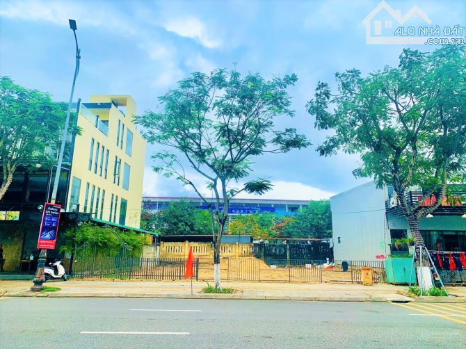 NGAY TTTC QUỐC TẾ SÓT LẠI 400M đất biển VÕ VĂN KIỆT xây CAO TẦNG TỐT