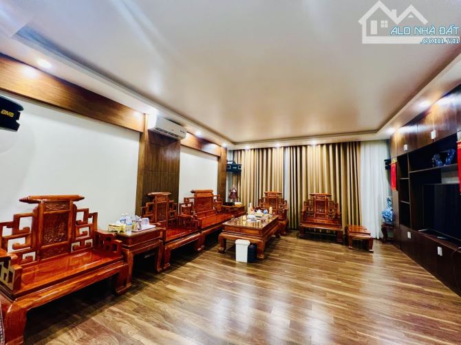 SIÊU PHẨM MẶT PHỐ, LÔ GÓC, THANG MÁY, KD ĐỈNH, 7 TẦNG MỚI ĐẸP, TRUNG TÂM CẦU GIẤY – 25 TỶ - 1