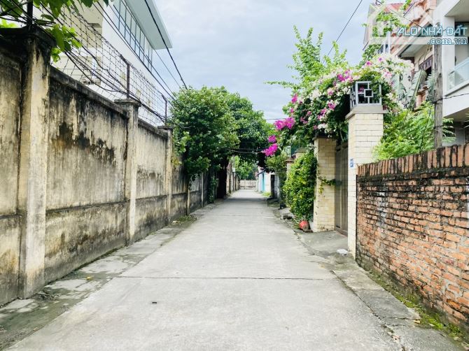 Rẻ mà đẹp-Tiên Dược-Sóc Sơn-Gần 100m2-ô tô đỗ cửa-nhỉnh 2 tỷ.