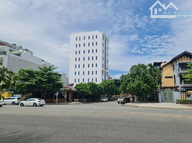 BÁN TOÀ VĂN PHÒNG 9 TẦNG -ĐƯỜNG HỒ QUÝ 160M2 NGANG 9M DÒNG TIỀN 200TR/THÁNG CHỈ 4X TỶ