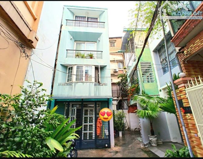 BÁN NHÀ CĂN GÓC HXH ĐIỆN BIÊN PHỦ - Q.10- GẦN CAO THĂNG - GIÁP Q.3. CHỈ 8 tỷ nhỉnh.