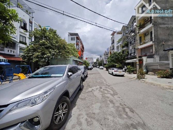 Bán nhà 5T Quang Trung,P14 GV- Gara oto trong nhà- 42m2-3PN-