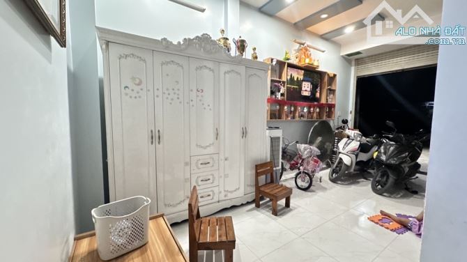 107m2 ngang khủng gần 7m nhà hẻm xe tải thông không quy hoạch phường Thạnh Xuân Quận 12