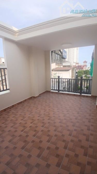 bán nhà đường Võ Văn Kiệt 92m2 Giá 17,2 tỷ Q1 phường Cầu Ông Lãnh  Quận 1