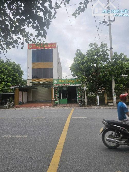 🏡 BÁN ĐẤT TẶNG NHÀ C4 – MẶT ĐƯỜNG QUỐC LỘ 17, TAM Á – GIA ĐÔNG 🏡  ✅ Diện tích: 89m² ✅ Mặ