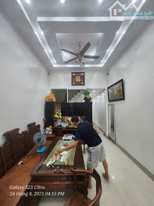 BÁN NHÀ 4 TẦNG MẶT ĐƯỜNG NGUYỄN ĐỨC THUẬN KHU BÃI VƯỢT