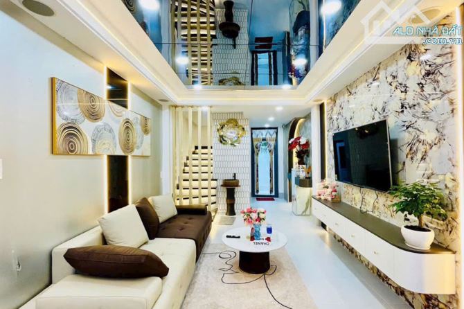 Bán nhà hẻm xe hơi, Quang Trung, Gò Vấp, 40.8 m² (3.4m x 12m), 3 phòng - Giá 5.95 tỷ TL