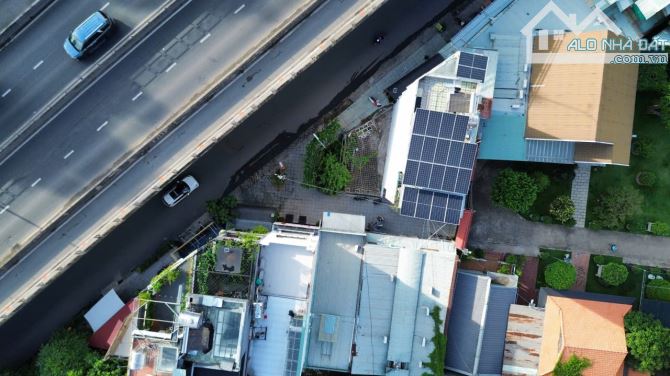 Bán đất 3 mặt tiền Nguyễn thị thập Q7 Giá chỉ 4ty200
