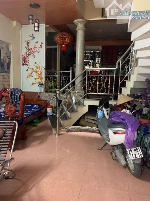 BÁN NHÀ 5 TẦNG 185m2 HỒ TÙNG MẬU, VỪA Ở VỪA CHO THUÊ, NGÕ 3m, GIÁ 16.2 tỷ