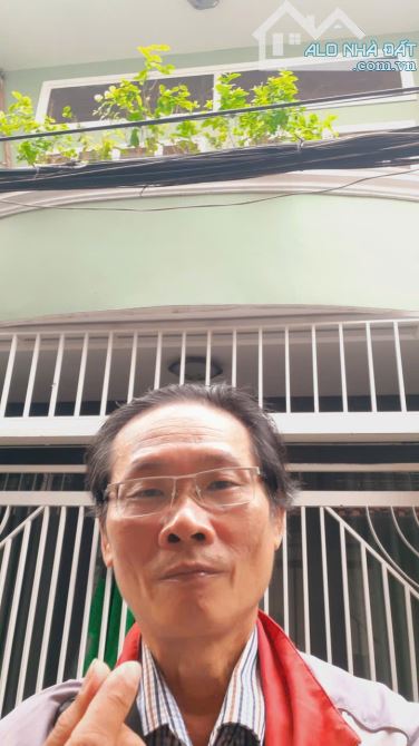 🔥Bán nhà Tân Thuận, Quận 7 - 28m2, 2 tầng hoàn công đủ - nhỉnh 3 tỷ ✅