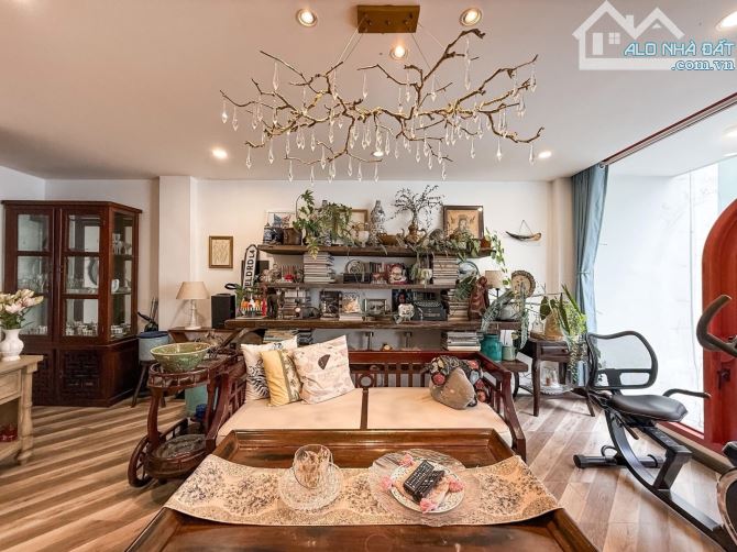 9,99Tỷ TL 🏠 CHDV Phú Nhuận - DT 75M2  ( 4 x 14,5 )Nở Hậu - 5 Tầng BTCT - Hoàng Hoa Thám