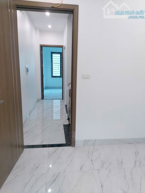 BÁN NHANH NHÀ ĐA SỸ THIẾT KẾ LỆCH TẦNG 4T*6 PHÒNG, TỐI ƯU DIỆN TÍCH SỬ DỤNG - CHỈ 6.9 TỶ