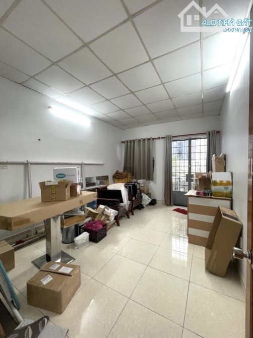 Tân Phú, Trần Văn Ơn, 63M2, HXH, 2 Tầng, full Nội Thất , Giá 5,1 Tỷ
