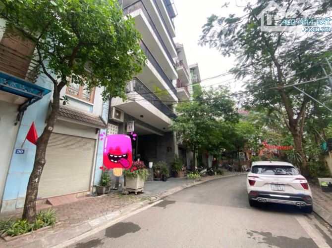 BÁN TÒA NHÀ 8 TẦNG 205M² PHỐ ĐI BỘ TRỊNH CÔNG SƠN VIEW HỒ TÂY DÒNG TIỀN 200TR/THÁNG