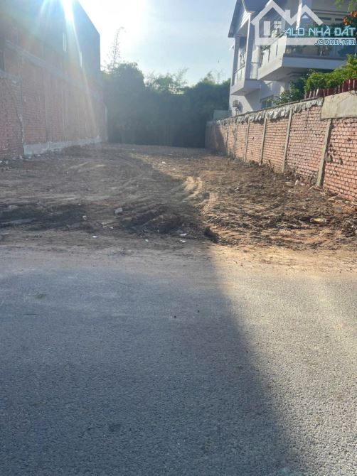 Bán Đất Mặt tiền Dx095 Hiệp An Thủ Dầu Một. DT: 5x32 tổng 164,5m2 có 125m2 thổ cư