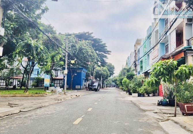 Khu Tên Lửa - Aeon Mall Bình Tân - 4 tầng - 4,5m x 20m - View công viên