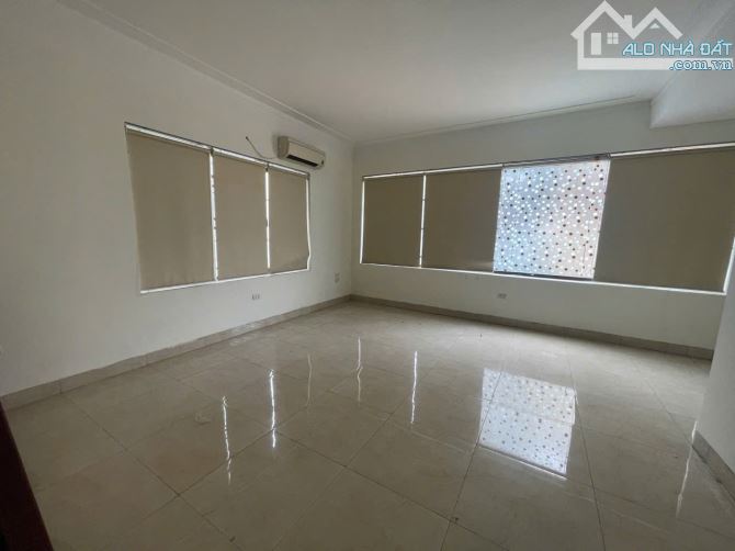 Cho thuê văn phòng Kim Giang, 64 m2/tầng, chia 2 phòng làm việc, phù hợp vp, kinh doanh on
