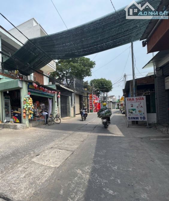 BÁN ĐẤT NGAY CHỢ PHƯỜNG AN BÌNH 70M2 GIÁ 1 TỶ 790