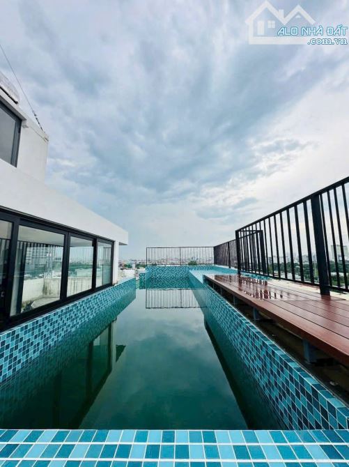 Bán căn hộ dịch vụ Dương Quảng Hàm, hầm 7 tầng + Penhouse hồ bơi, mới đẹp lung linh