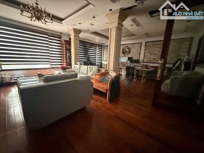 Cho Thuê nhà mặt phố Bùi Thị Xuân MT8m
