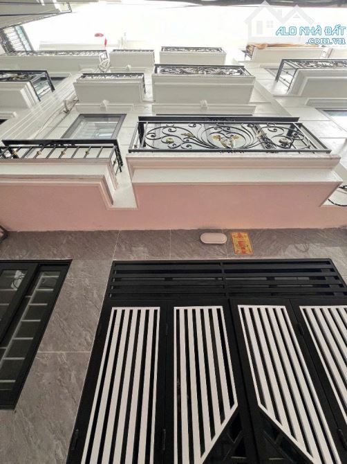 Nhà Rẻ nhất Dương Nôi-Còn duy nhất căn này chưa đến 5Tỷ- 50m ra ô tô đỗ - Giá cực tốt