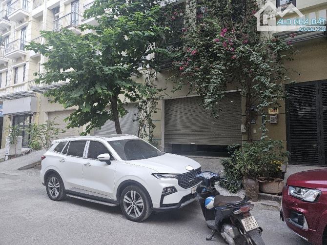 Liền kề Phú Lương Văn Phú 65m 6t mt5m,ô chờ thang máy vỉa hè ô tô tránh, Kinh doanh