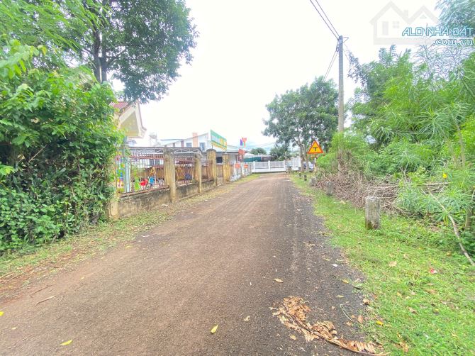 🌈🌈Đất Tân Hưng, Phường EAKAO  cách trục chính Y Wang hơn 200m