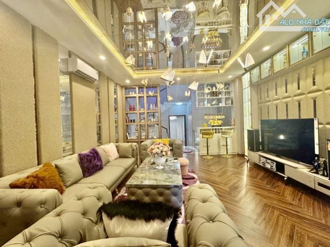 SIÊU PHẨM NHÀ 4TẦNG PHẠM PHÚ TIẾT – HIỆN ĐẠI, MỚI ĐẸP, FULL NỘI THẤT, Ở NGAY – CHỈ 10.X TỶ