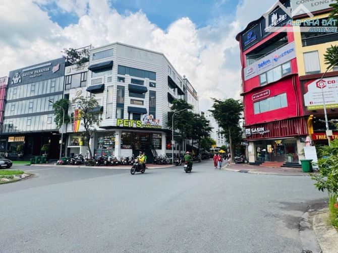 Bán nhà 6 tầng, KDC Kim Sơn, Tân Phong, Quận 7. DT 100m2, ngang 5m, khoán 50tr/tháng