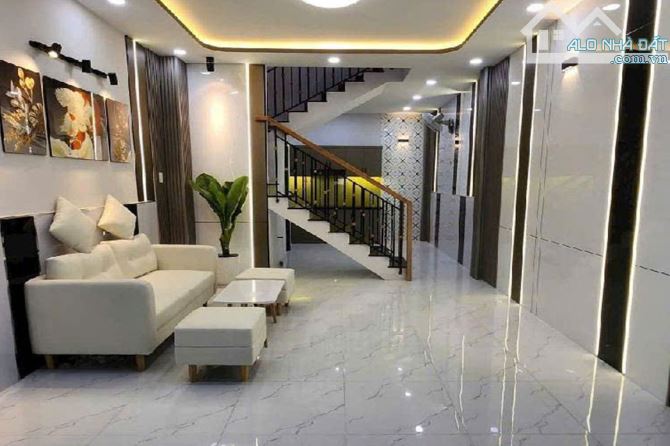 Bán nhà hẻm, Nguyễn Văn Dưỡng, Tân Phú, 35.5 m² (4m x 9m), 2 phòng ngủ - Giá 4.3 tỷ TL