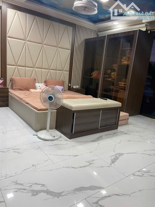 Cần bán gấp CHCC The Panorama, Phú Mỹ Hưng, Quận 7