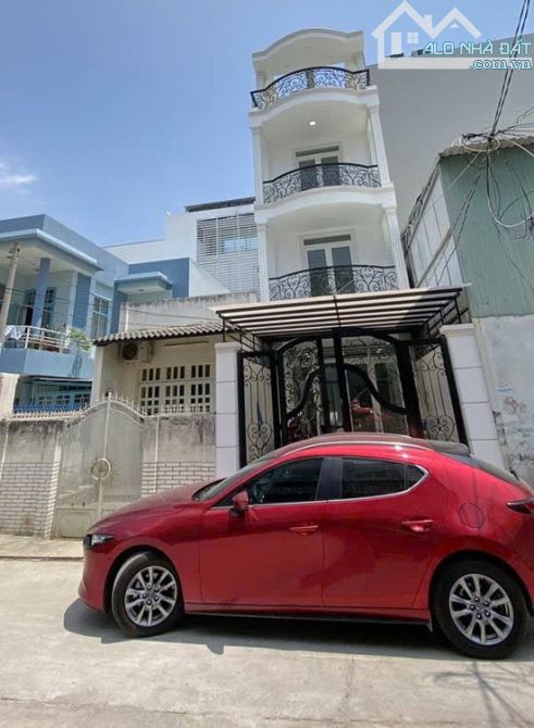 Nhà 4 Tầng – Hẻm Xe Hơi – Có Gara Đậu Ô Tô – Liền Kề Phú Mỹ Hưng Q7 - 11,2 Tỷ TL