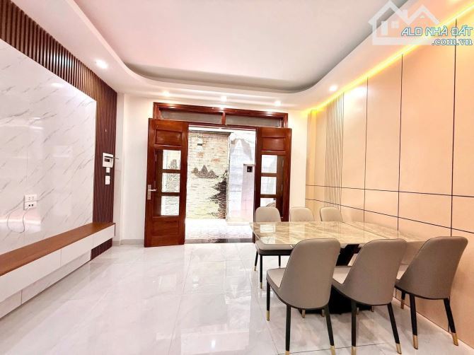 CỰC ĐẸP GẦN PHỐ,Ô TÔ GẦN Quang Trung, Hà Đông, 45m 5 tầng nhỉnh 8 tỷ, CÓ THƯƠNG LƯỢNG
