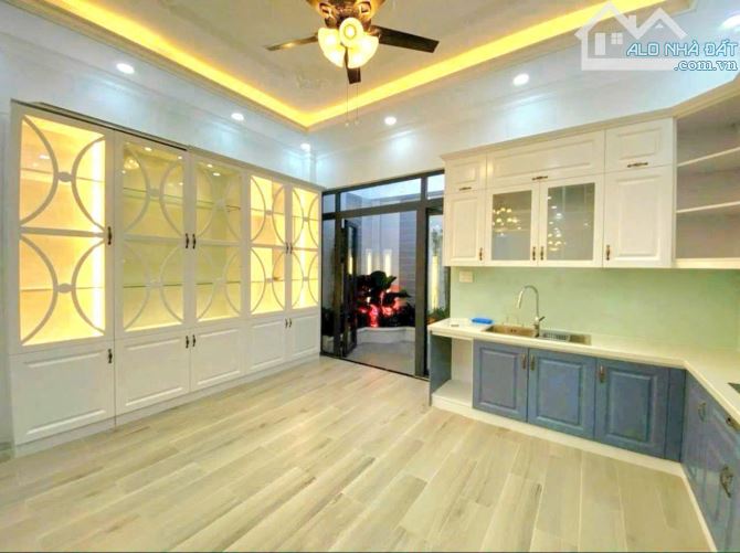 NHÀ ĐẸP HẺM Ô TÔ 10M HUỲNH TẤN PHÁT, TT NHÀ BÈ