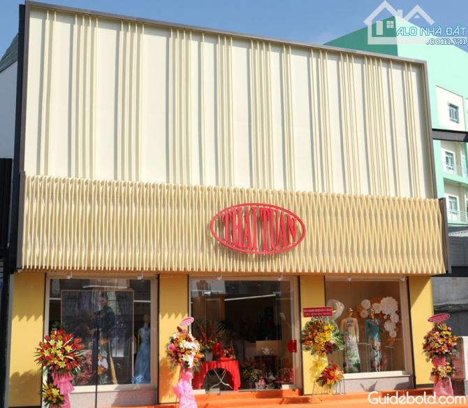 Cho Thuê Nhà Mặt Tiền 10x8m ngã tư Lũy Bán Bích và Thoại Ngọc Hầu