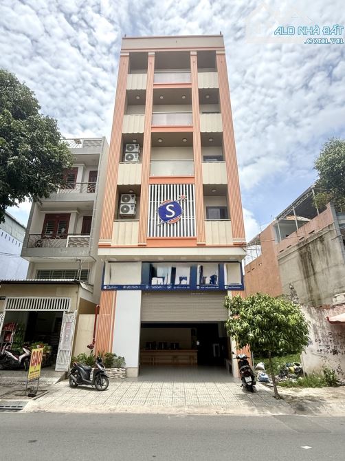 Bán toà nhà mặt tiền Thạch Lam, 8 tầng, thang máy dòng tiền 2 tỷ/ năm