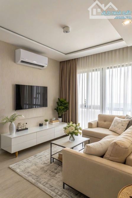 Bán nhà lô góc Nguyên Hồng Đống Đa, 85m2 x 5T, MT 17.5m, phân lô, ngõ thông, ôtô tránh