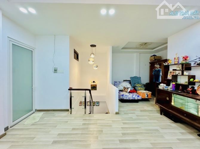 HẺM XE HƠI 10m - PHÚ NHUẬN -41m2 -4 TẦNG -4 PN - ST -7.5 TỶ