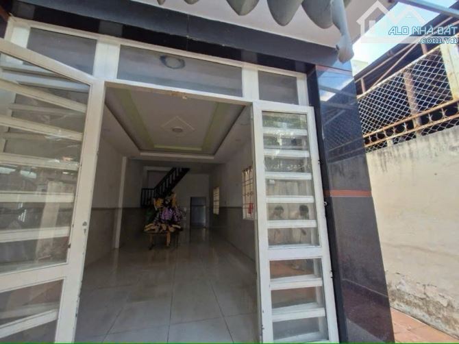 1T1L - 90M2 - 3PN - CHO THUÊ 16TR/TH - SHR - NGAY NGÃ 4 TĐ - CHỈ 9 TỈ