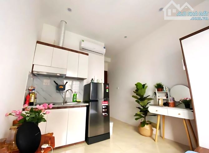 Bán CCMN Láng Hạ Đống Đa, 89m2x8T, MT 6.2m, 2 mặt ngõ, full nội thất, dòng tiền 1,9 tỷ/năm