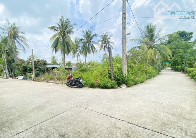 Bán 600m2 thổ cư, 2MT đường liên ấp 6M, Long Định, Cần Đước, Long An, giá 3,5 tỷ