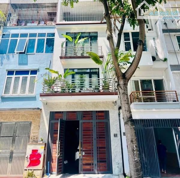 PHÂN LÔ VỈA HÈ Ô TÔ TRÁNH MỄ TRÌ KINH DOANH NGÀY ĐÊM 60m 23 tỷ